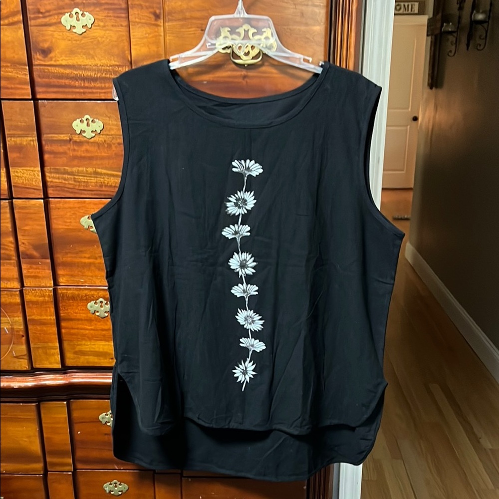 Black and White Muscle Tee with Rounded Neckline and Embellished Design